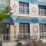 Nitsas Studio\'S
